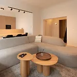 Deluxe 3 Bedrooms With Casino View At The And Free Parking Apartment Ostend