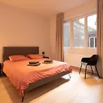 Deluxe 3 Bedrooms With Casino View At The And Free Parking Apartment