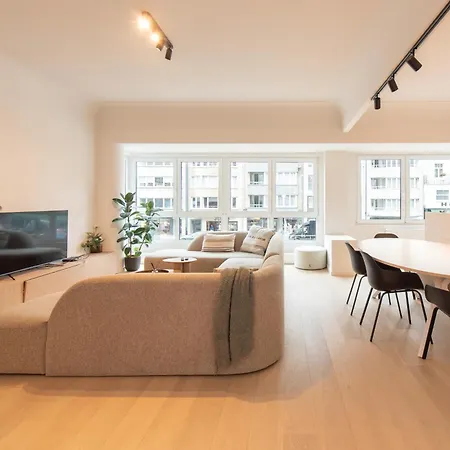 Deluxe 3 Bedrooms With Casino View At The And Free Parking * Ostend