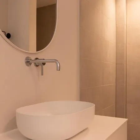 Deluxe 3 Bedrooms With Casino View At The And Free Parking