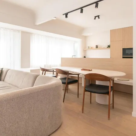 Deluxe 3 Bedrooms With Casino View At The And Free Parking