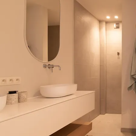 Daire Deluxe 3 Bedrooms With Casino View At The And Free Parking Oostende